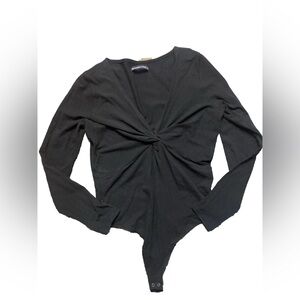 🎁Abercrombie & Fitch Black Twist Front Bodysuit